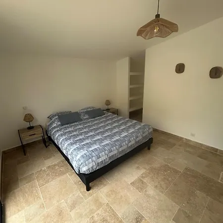 Villa 5 Min Walk To And Port
